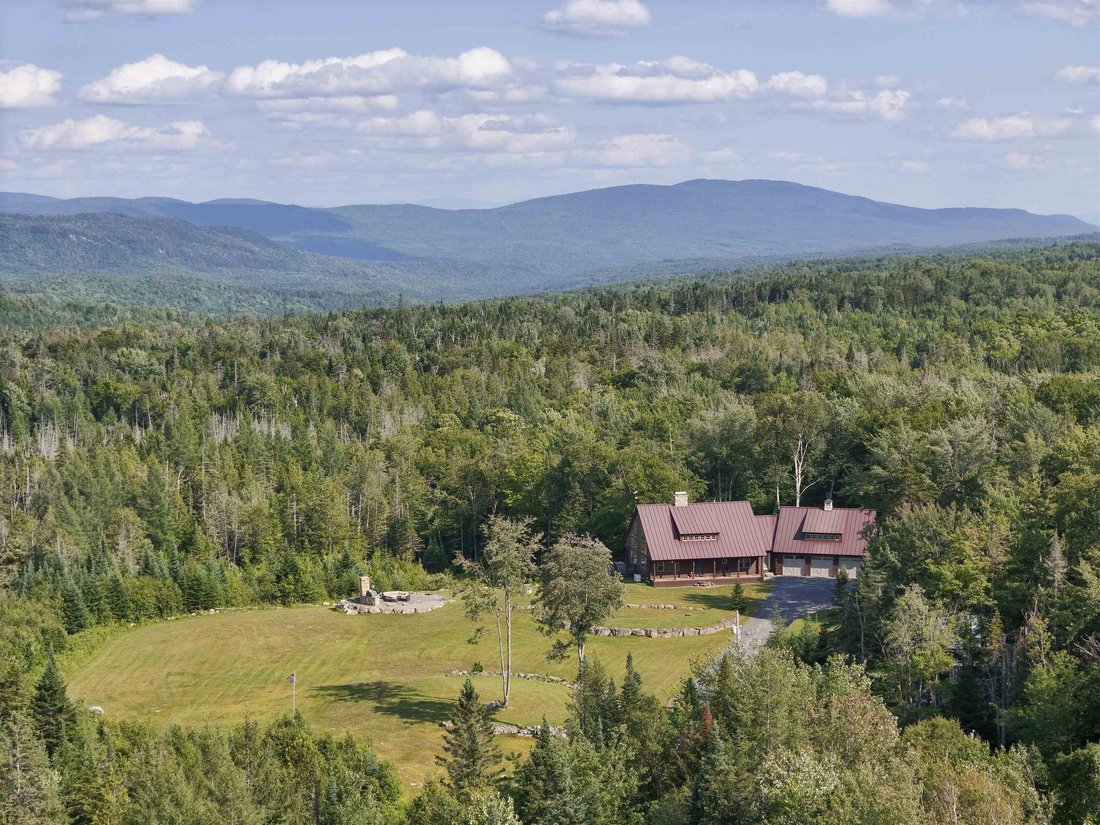 Newark, Vermont, United States 2 - 18611263