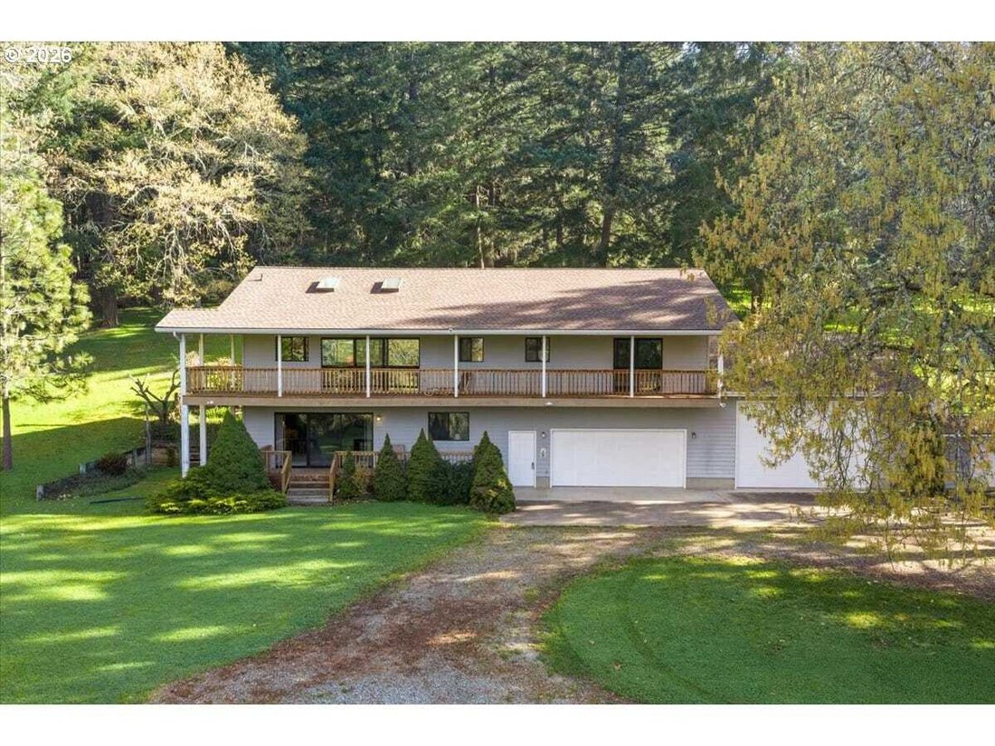 House in Tri-City, Oregon, United States 2 - 18612390