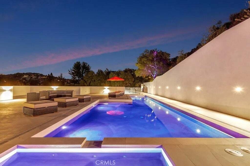 House in Bell Canyon, California, United States 1 - 17070373