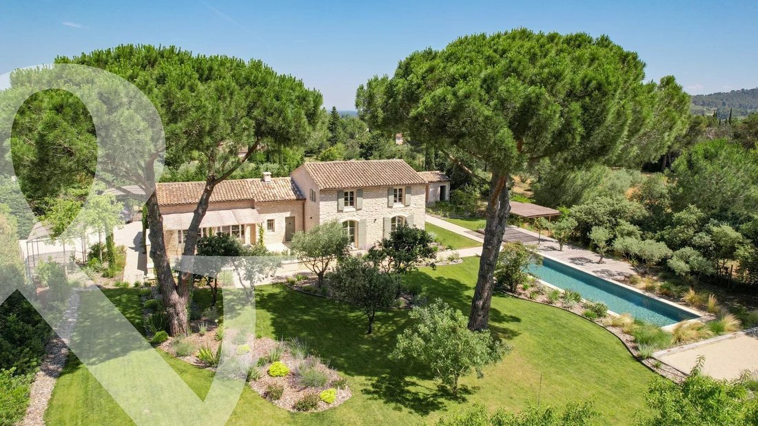 House in Eygalières, Provence-Alpes-Côte d'Azur, France 1 - 18610813