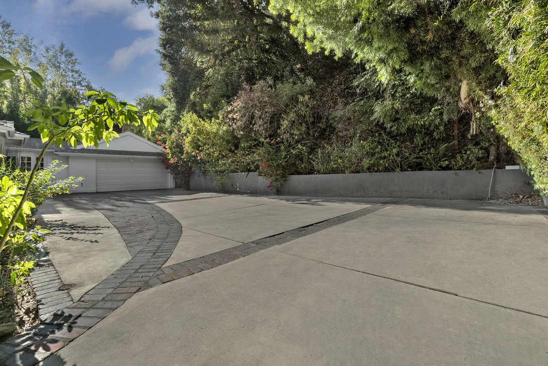 House in Los Angeles, California, United States 3 - 18613536