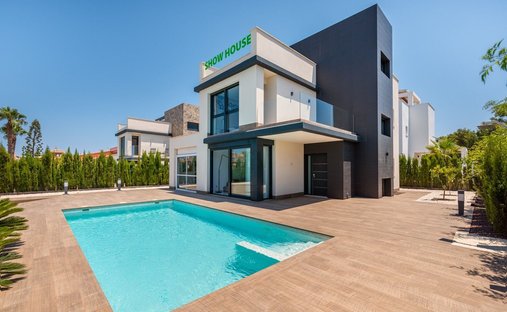 Villa in San Bartolomé, Kanarische Inseln, Spanien 1