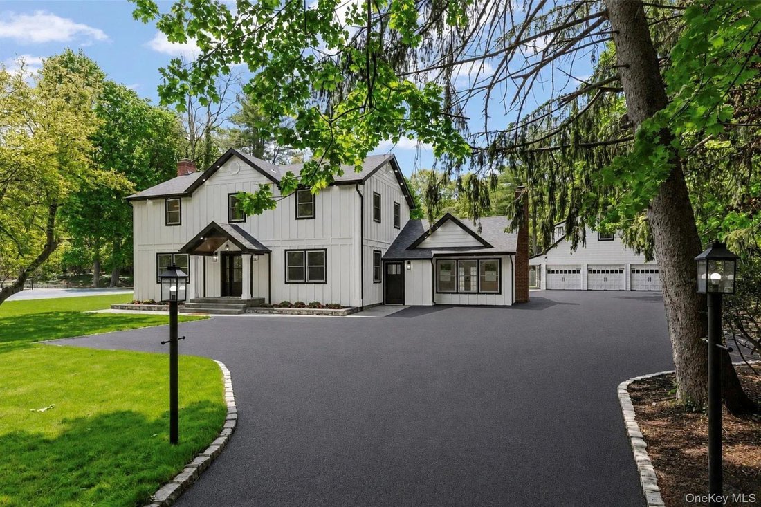 House in Greenlawn, New York, United States 1 - 18542248