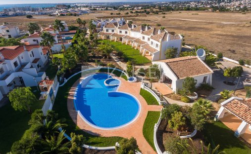 Townhouse in Guia, Algarve, Portugal 1