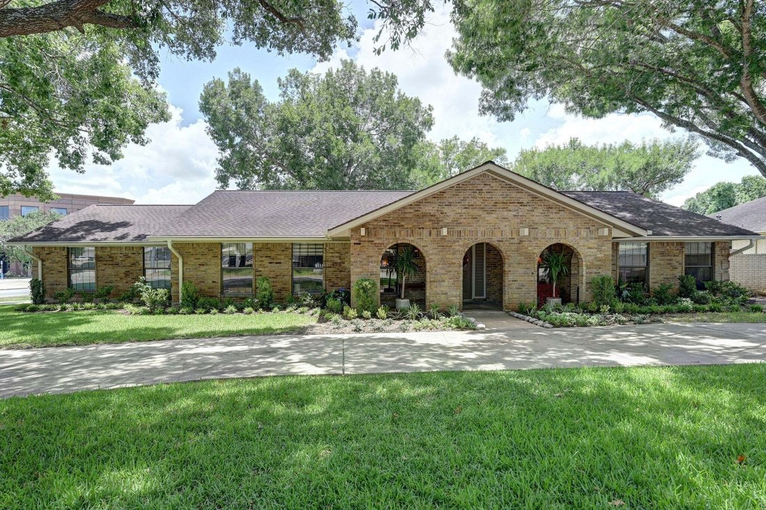House in Brenham, Texas, United States 2 - 18614012