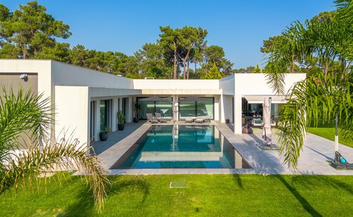 House in Almada, Cova da Piedade, Pragal e Cacilhas, Setubal, Portugal 1