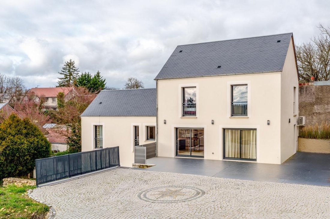 House in Montlouis-sur-Loire, Centre-Val de Loire, France 1 - 17892262