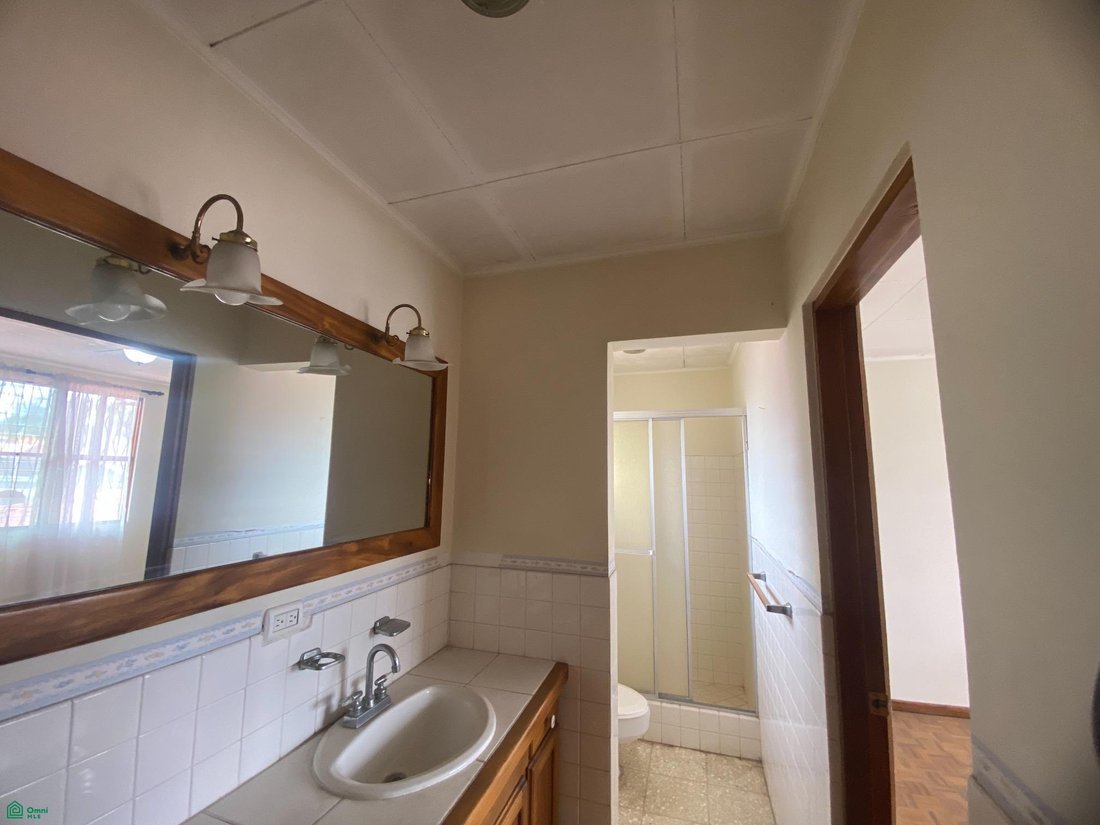 House in Heredia, Heredia Province, Costa Rica 4 - 18612364