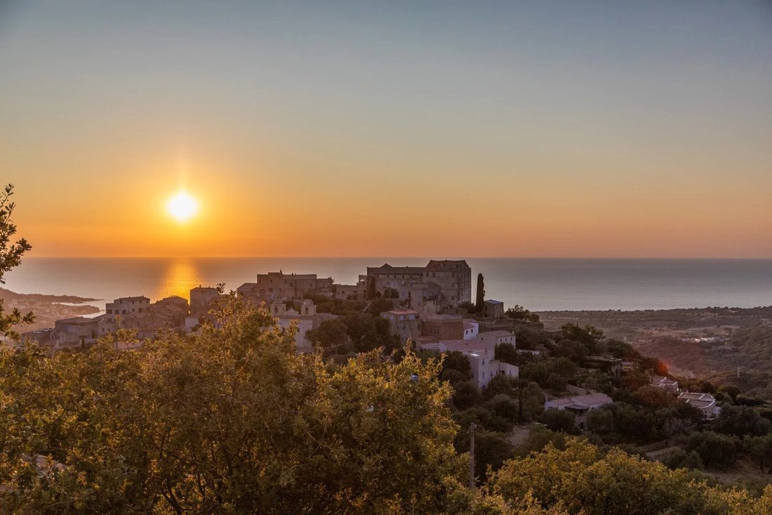 House in Pigna, Corsica, France 5 - 18611398