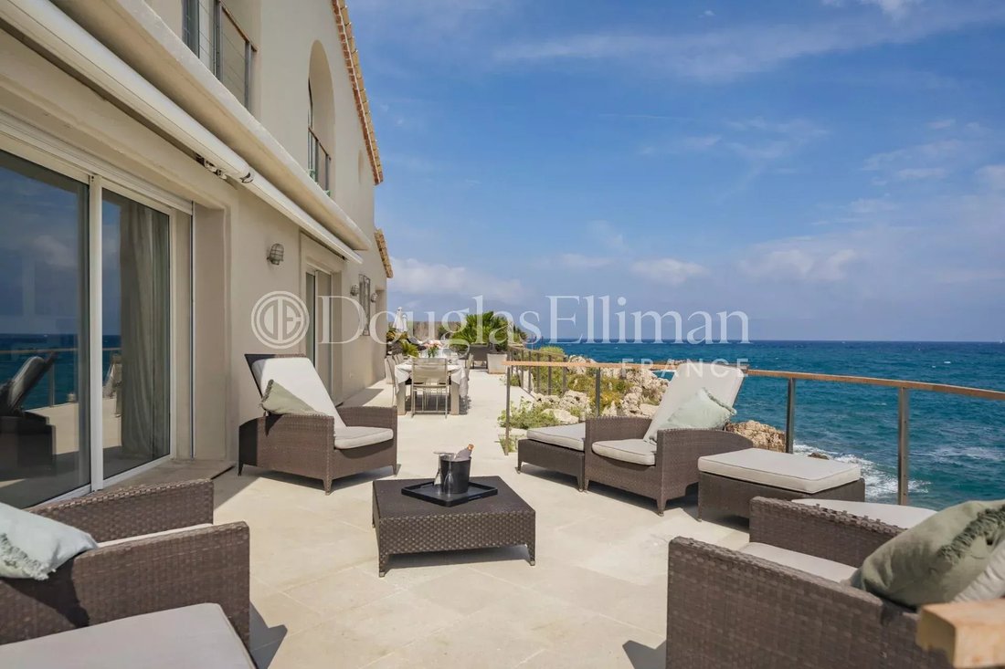 Villa in Antibes, Provence-Alpes-Côte d'Azur, France 5 - 18610866