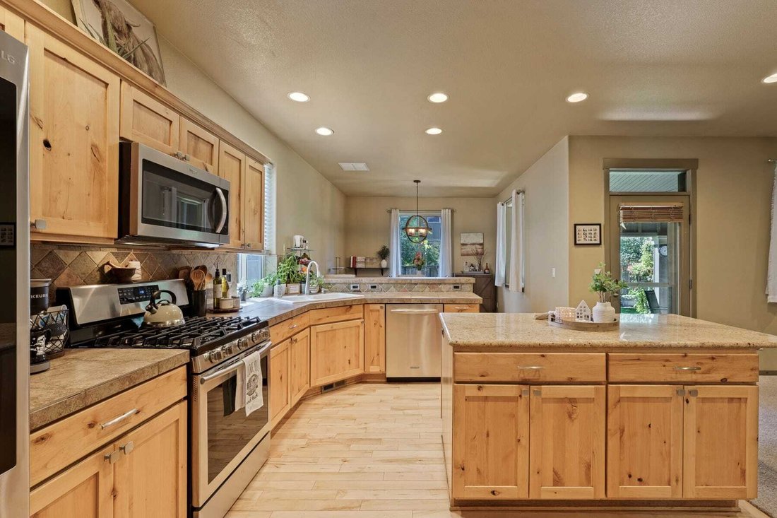 House in Bend, Oregon, United States 5 - 18611494
