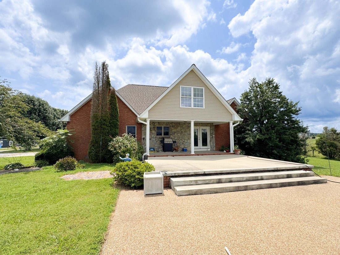 House in Lafayette, Tennessee, United States 5 - 18612477