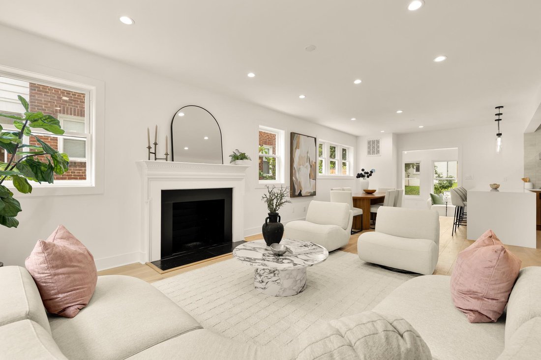 House in Washington, District of Columbia, United States 4 - 18611429