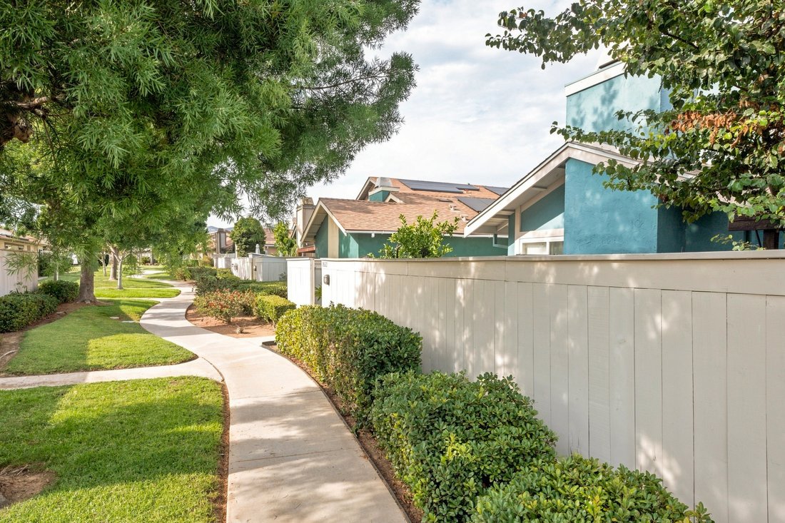 House in Santee, California, United States 3 - 18611207