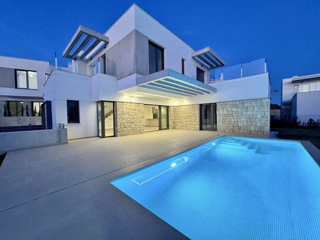 Villa in Finestrat, Valencian Community, Spain 5 - 18609276