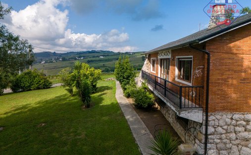 Haus in Suances, Kantabrien, Spanien 1
