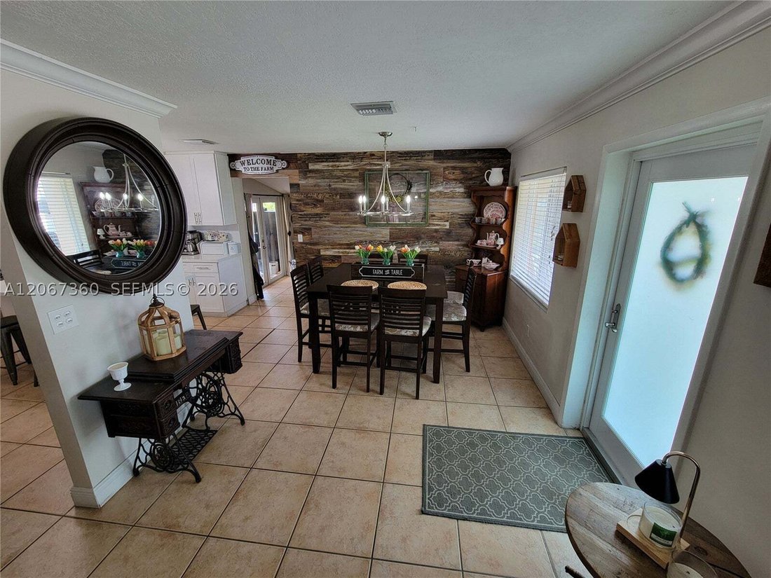House in Hialeah, Florida, United States 2 - 18612584