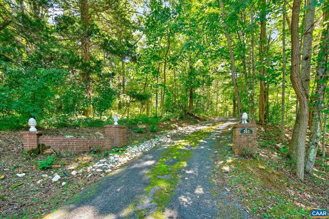 House in Charlottesville, Virginia, United States 2 - 18615691