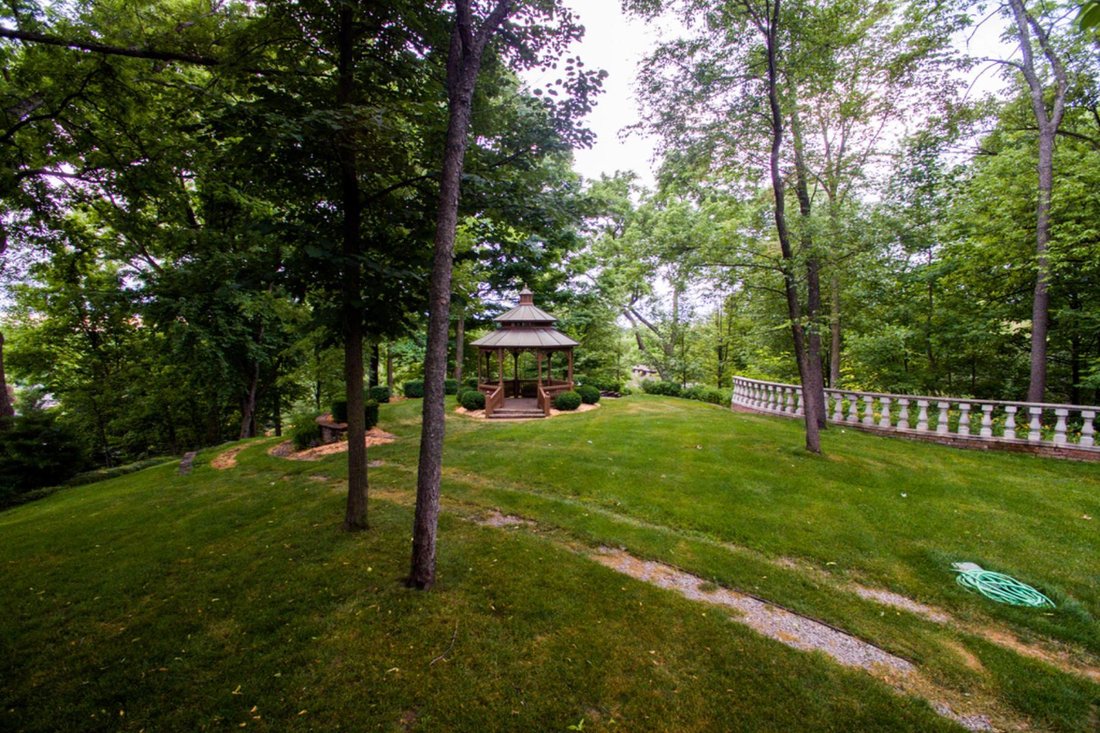 Land in Novi, Michigan, United States 3 - 18611365
