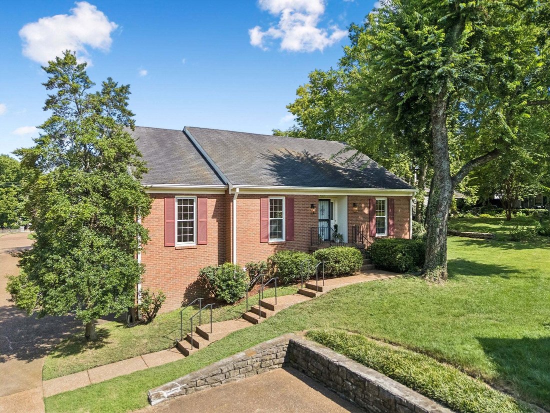 House in Forest Hills, Tennessee, United States 3 - 18612495