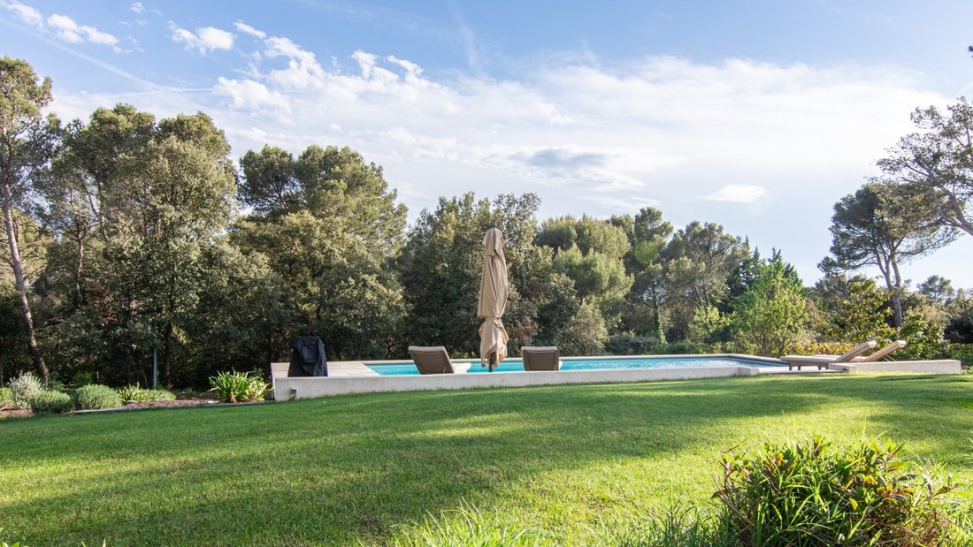 House in Saint-Marc-Jaumegarde, Provence-Alpes-Côte d'Azur, France 3 - 18610891