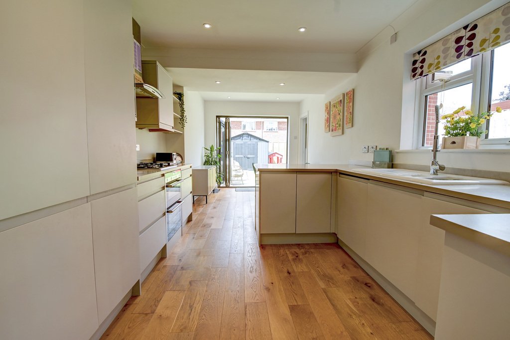 House in Bishopstoke, Eastleigh, England 3 - 18613667