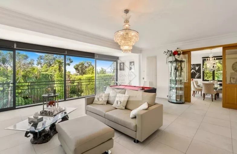 Villa in Cannes, Provence-Alpes-Côte d'Azur, France 1 - 14846120
