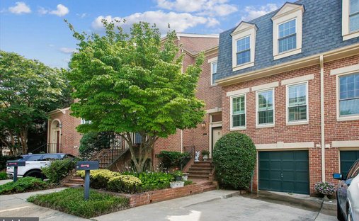 Townhouse in McLean, Virginia, United States 1