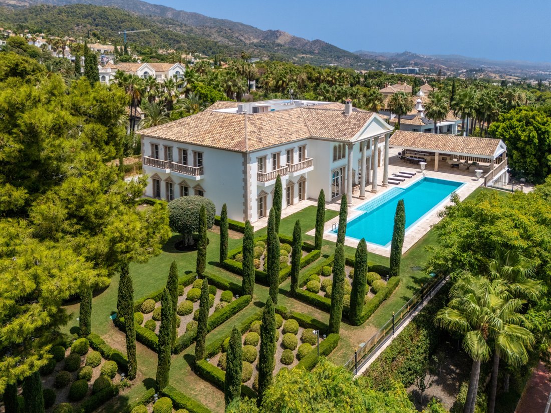 Villa in Sierra Blanca, Marbella, Spain 3 - 18610459