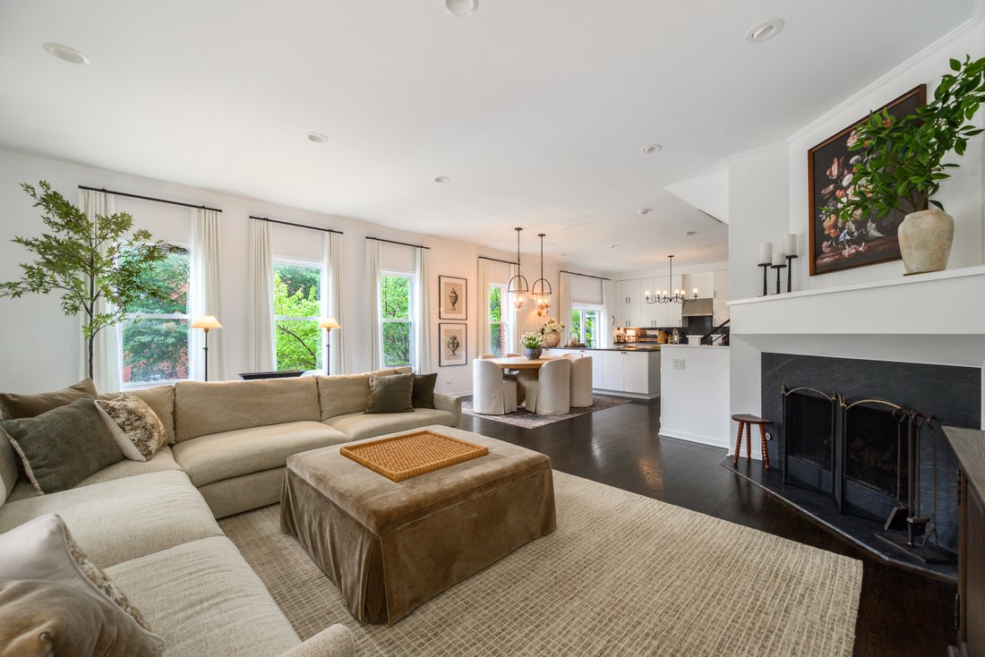 House in Chicago, Illinois, United States 5 - 18610354