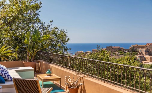 Casa a Isola Rossa, Corsica, Francia 1