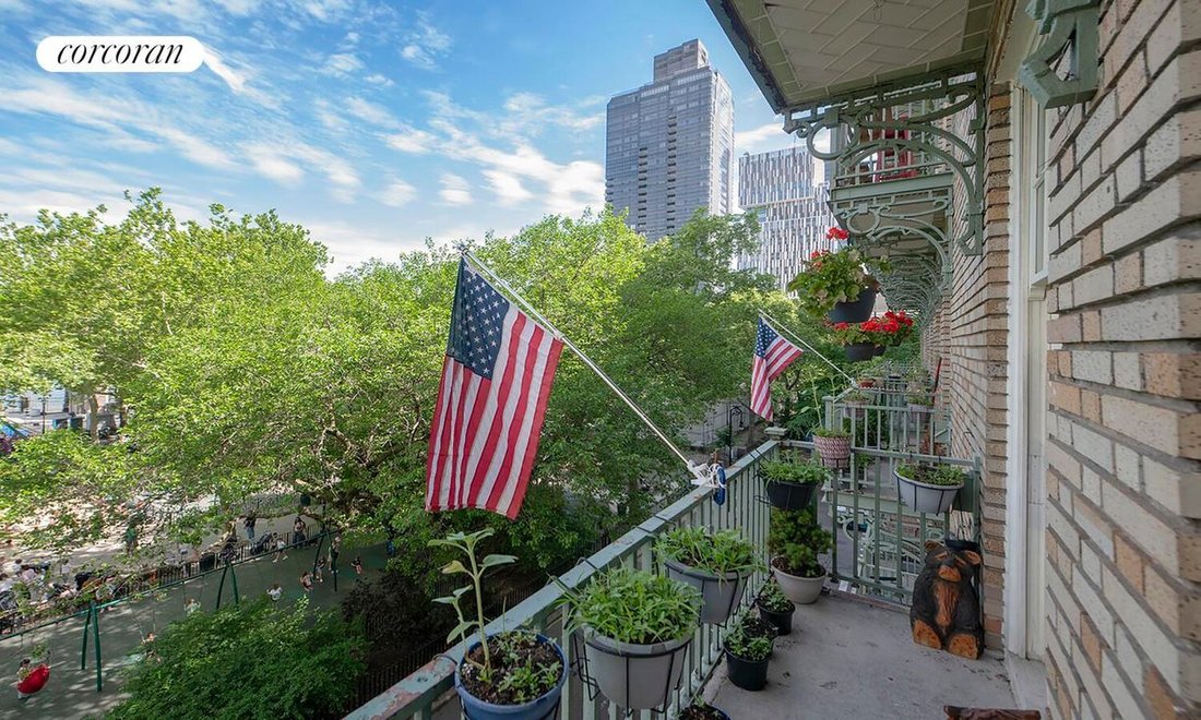 Co Op in New York, New York, United States 4 - 18094262