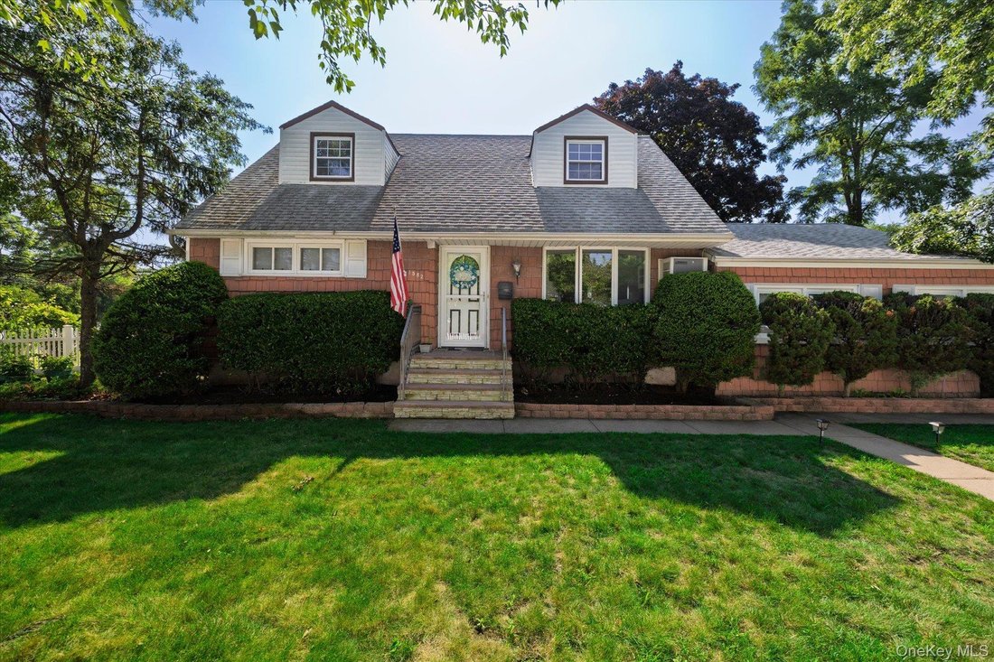 House in Bellmore, New York, United States 1 - 18610281