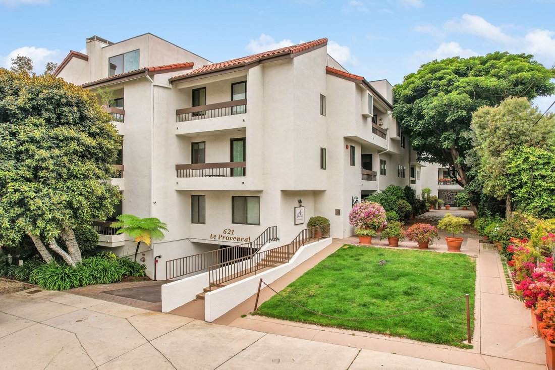 Condo in Los Angeles, California, United States 1 - 18611344