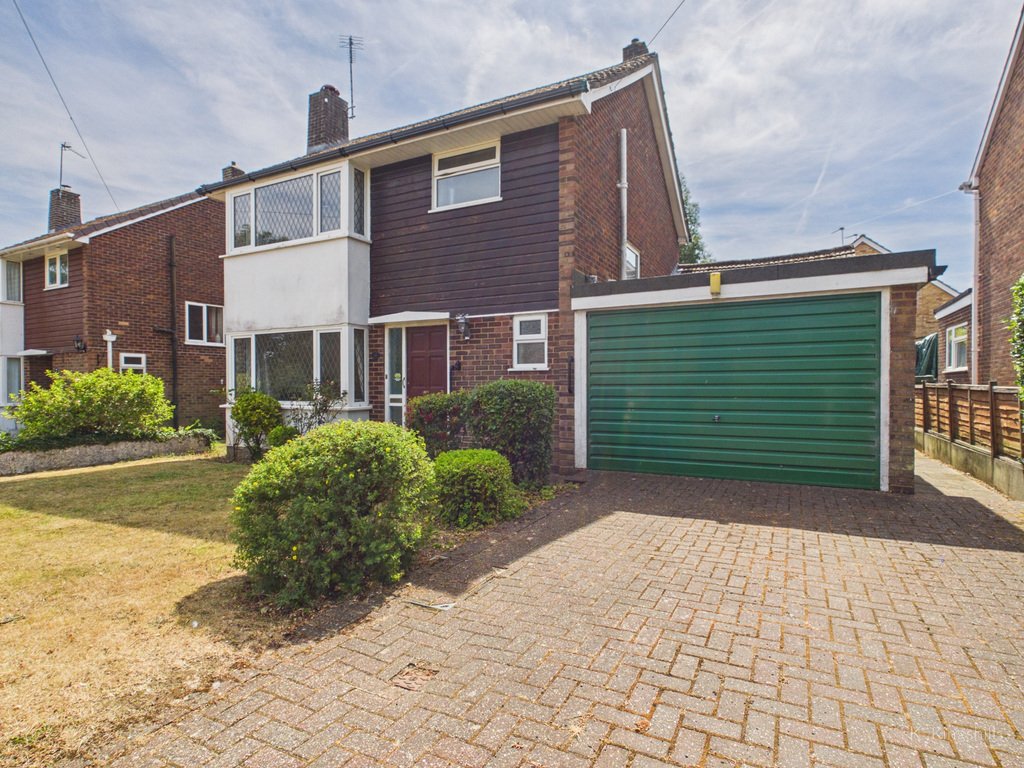 House in Holmer Green, Little Missenden, England 1 - 18610630