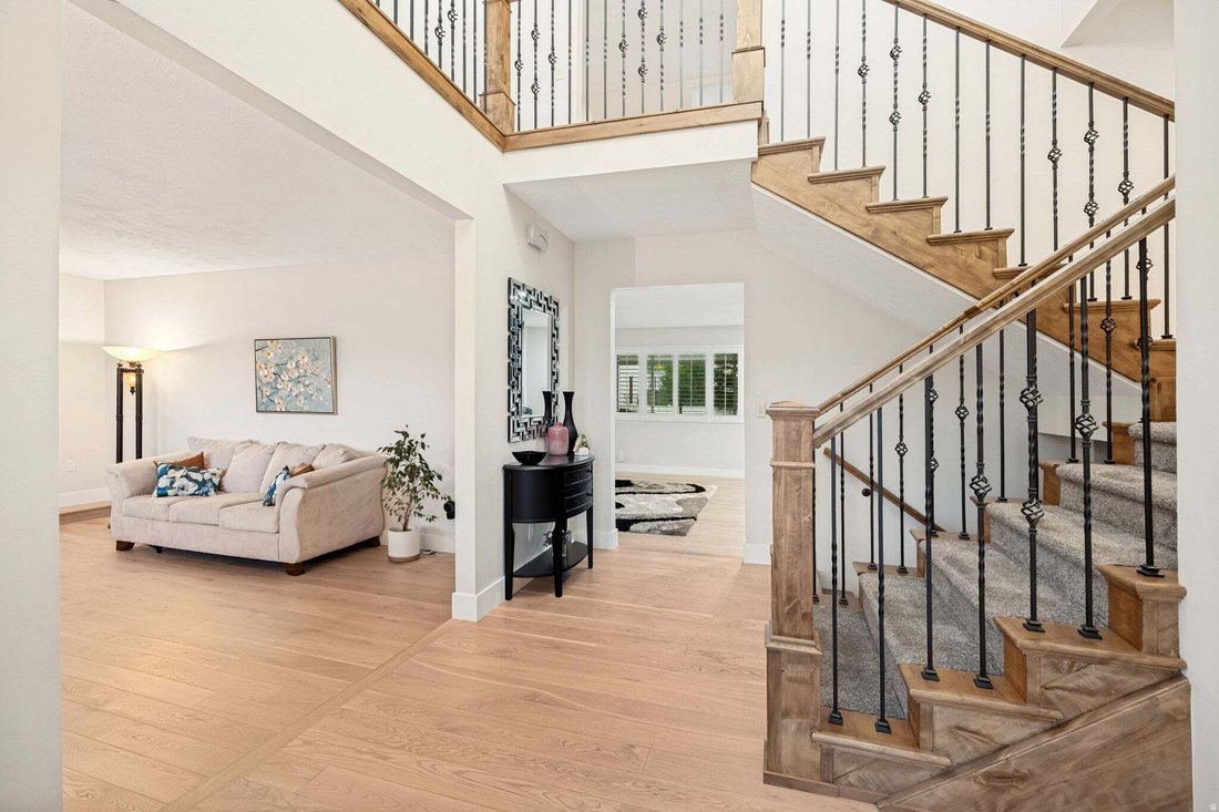 House in Sandy, Utah, United States 3 - 17601995
