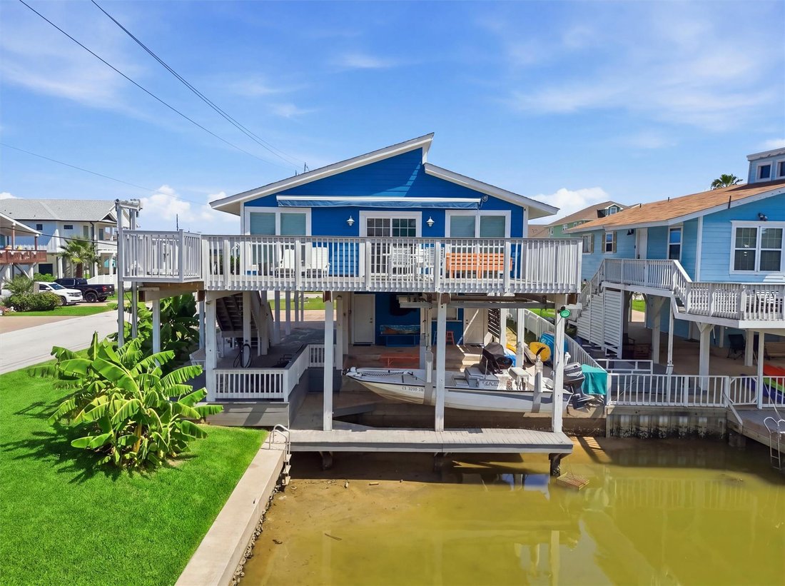 House in Galveston, Texas, United States 1 - 18613357