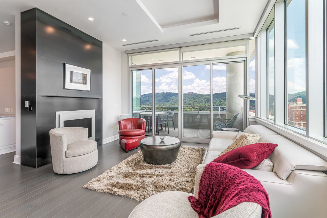 House in Asheville, North Carolina, United States 3 - 15945650