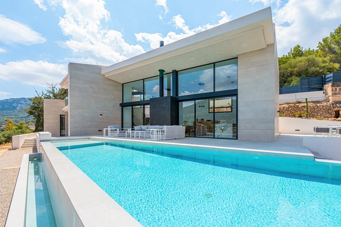 Villa in Esporles, Balearic Islands, Spain 1 - 18613708