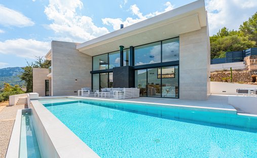 Villa in Esporles, Balearic Islands, Spain 1