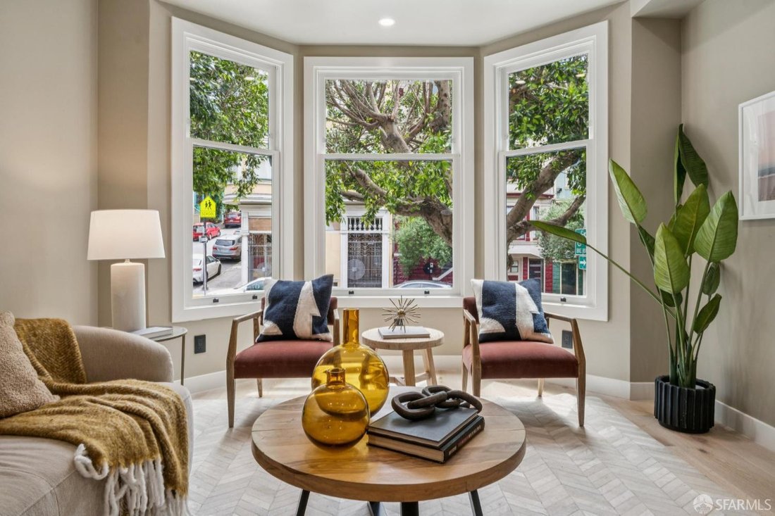 San Francisco, California, United States 3 - 18599637