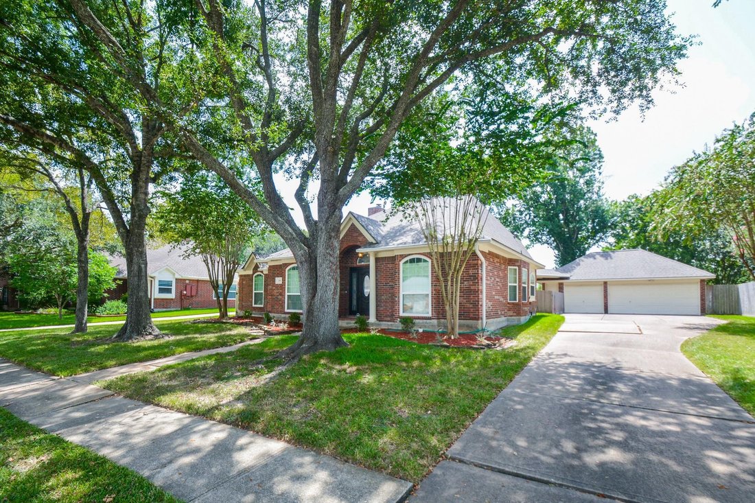 House in Friendswood, Texas, United States 2 - 18610197