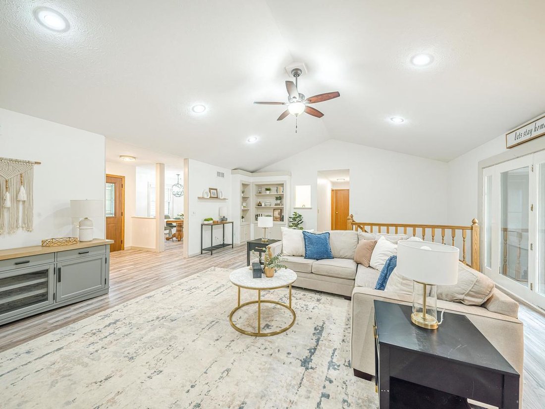 House in Whitewater, Wisconsin, United States 1 - 18609093