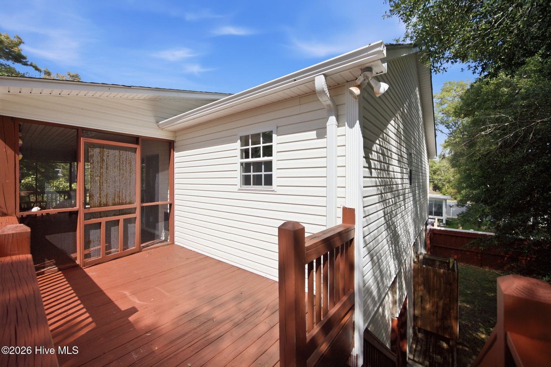 House in Oak Island, North Carolina, United States 4 - 18609468