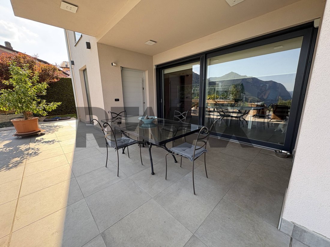 Villa in Solto Collina, Lombardy, Italy 4 - 18614685