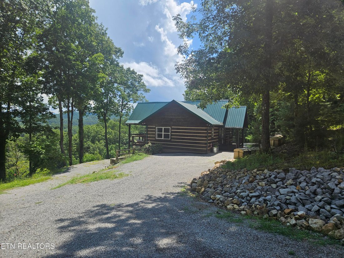 House in Tellico Plains, Tennessee, United States 1 - 18610294