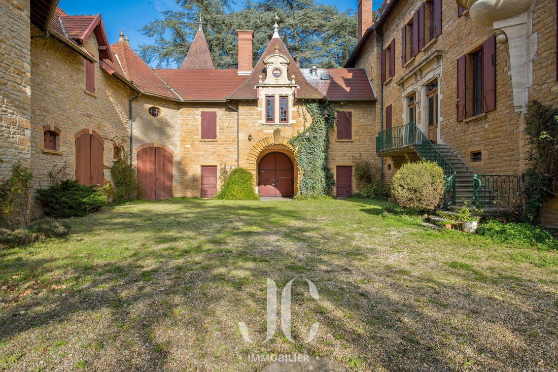 Castle in Ouilly les Rousses-Chervinges, Gleize, France 4 - 18613642