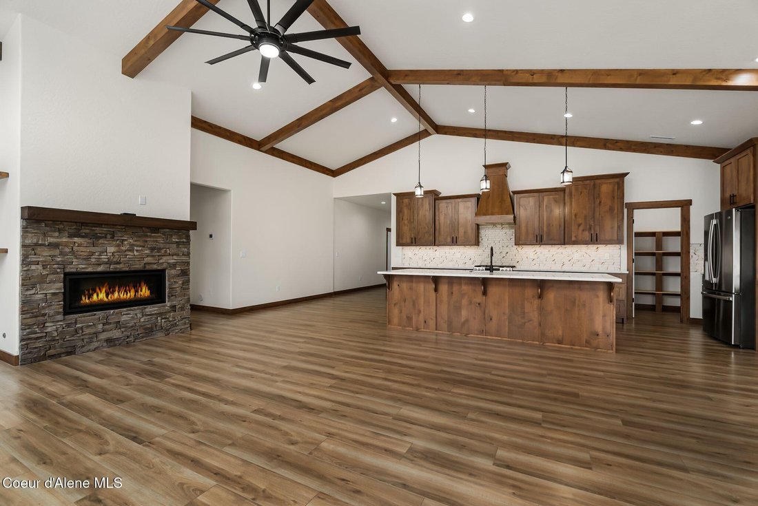 House in Sandpoint, Idaho, United States 5 - 18609902