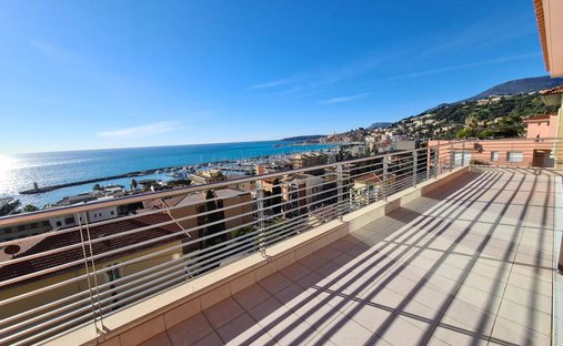 Apartment in Menton, Provence-Alpes-Côte d'Azur, France 1