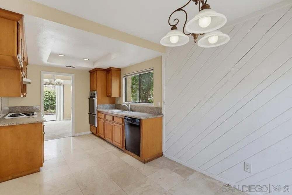 Condo in San Diego, California, United States 5 - 18612913